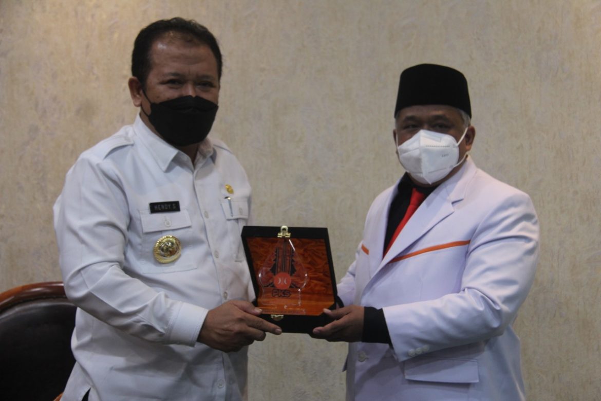 Diskusi Bersama Bupati, PKS Bahas Permasalahan Utama Kabupaten Jember